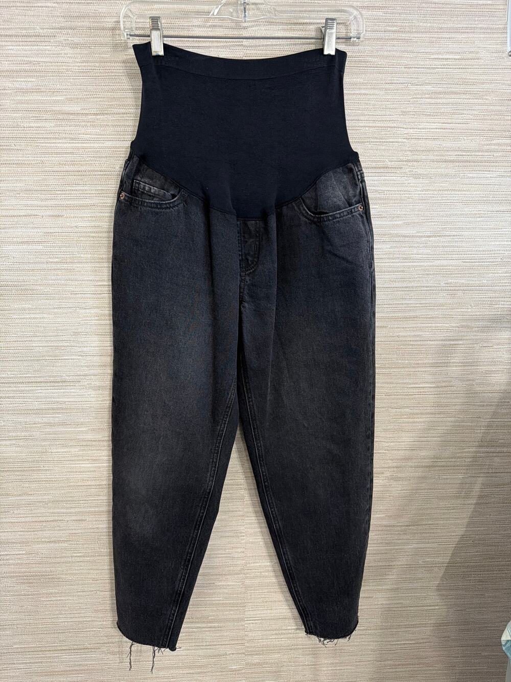 Old Navy Maternity Full Panel Raw hem Jeans Black Size 6